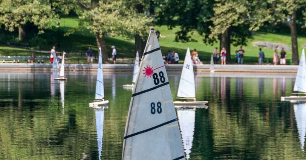 RC Sail Boats